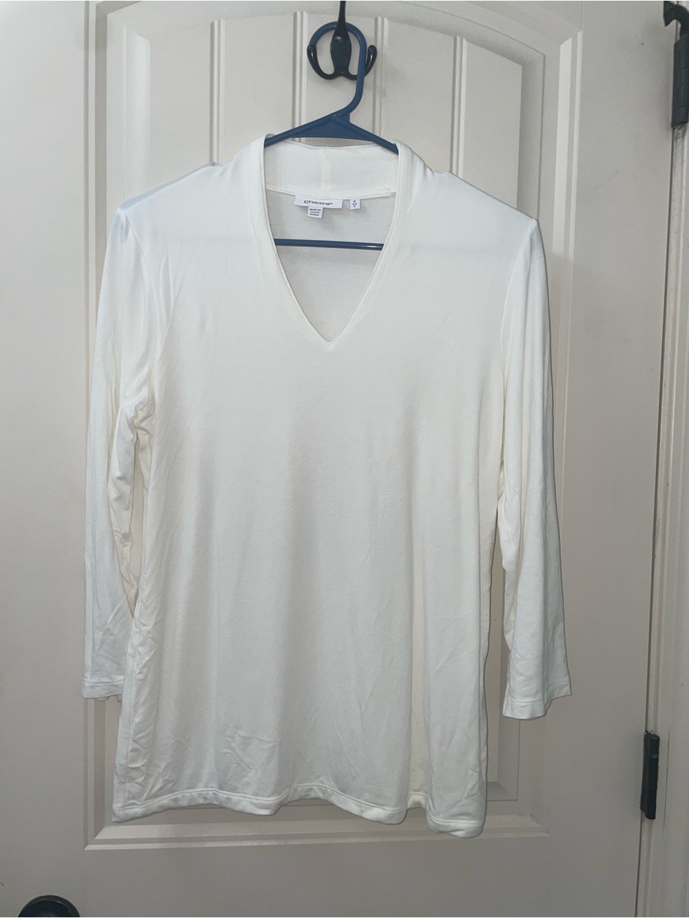 Chico's White V-Neck Long Sleeve Top